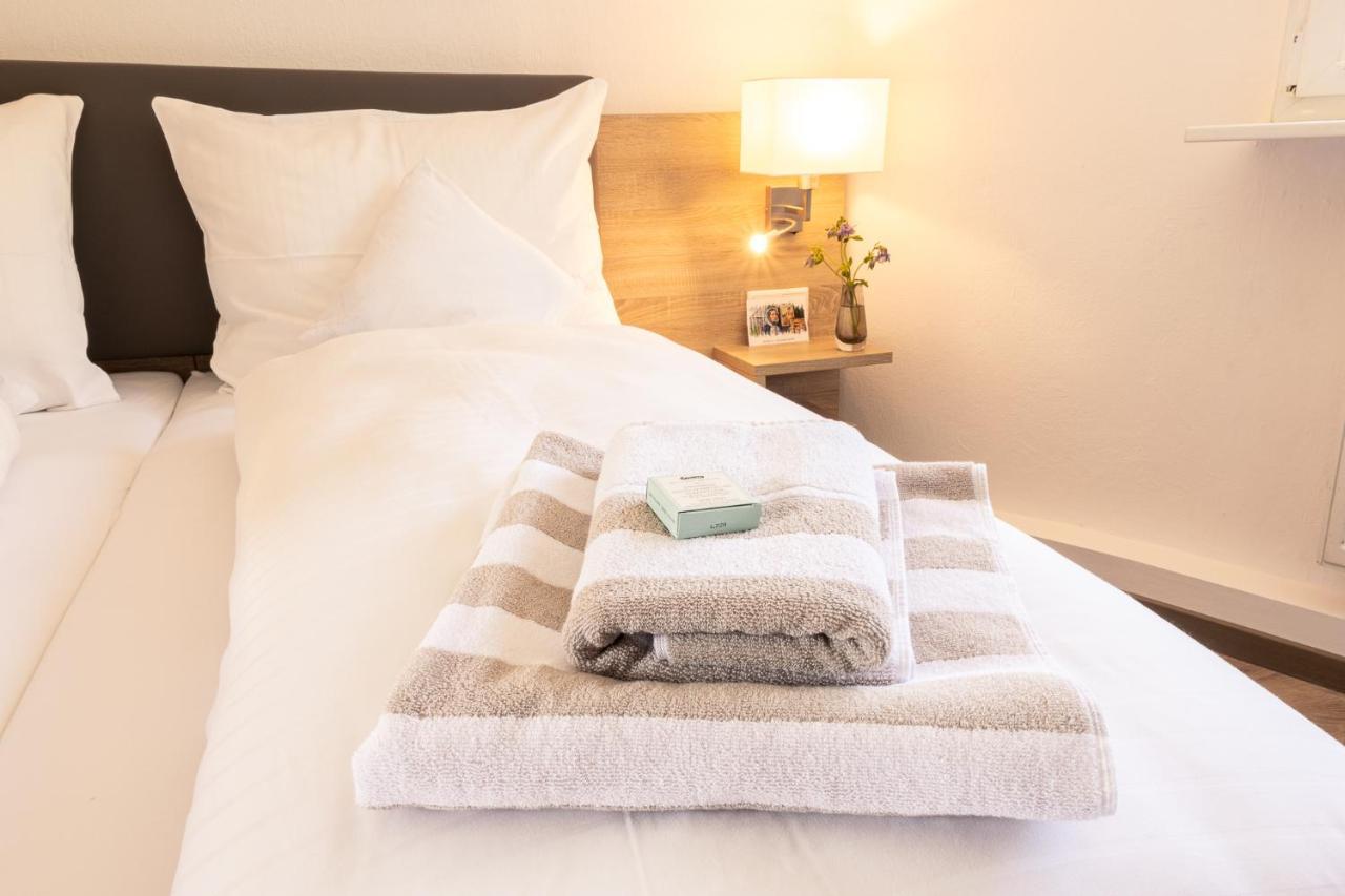 Heimatherz Hotel Garni ヘルデッケ エクステリア 写真